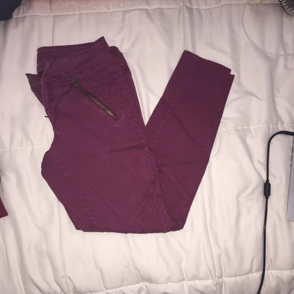 AE Maroon Skinny Crop Pants